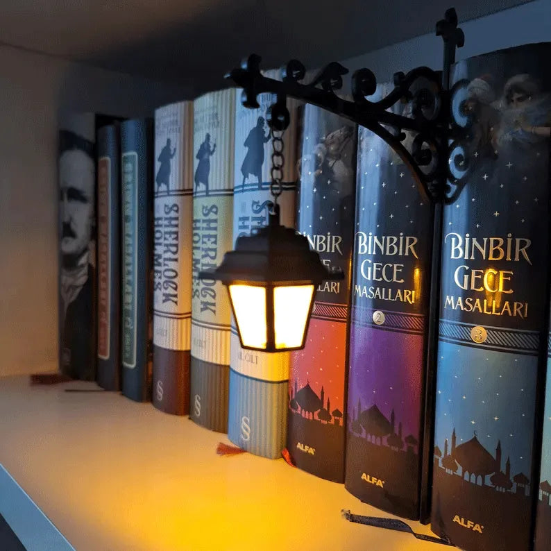 💖Ghost Bookshelf Lantern