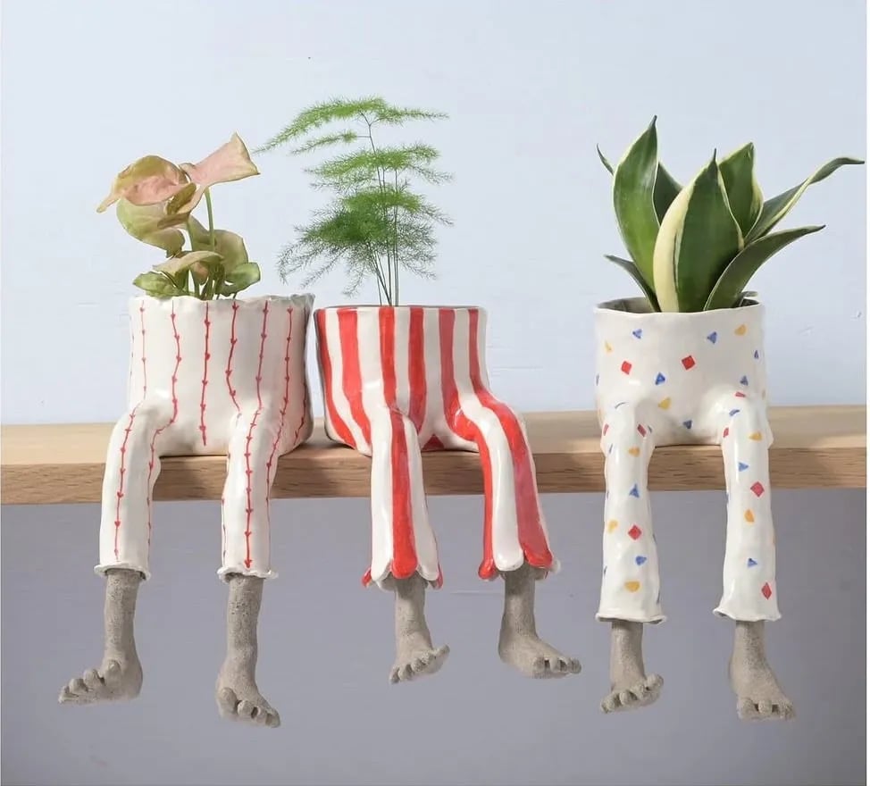 👖 The Hanging Legs Family Whimsical Hanging Legs Planter – Cute & Funny Home Decor