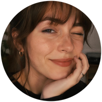 Madison Harper, Fashion & Lifestyle Expert