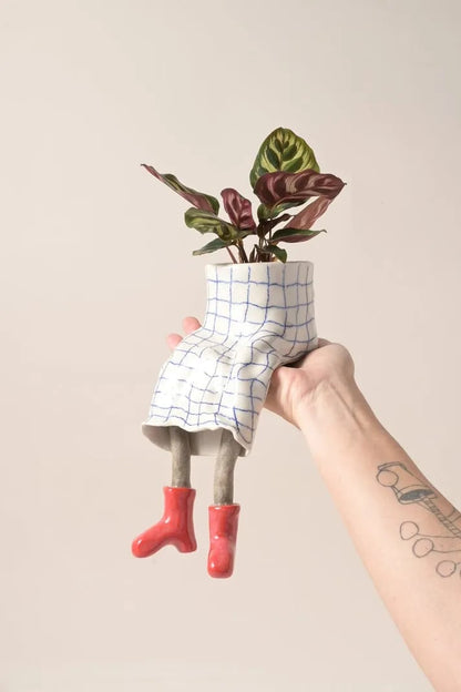 👖 The Hanging Legs Family Whimsical Hanging Legs Planter – Cute & Funny Home Decor