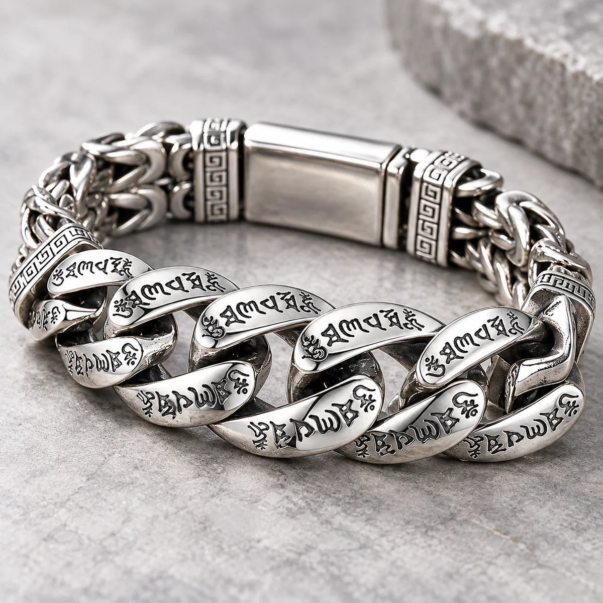 Men's Retro Six-Syllable Mantra Bracelet