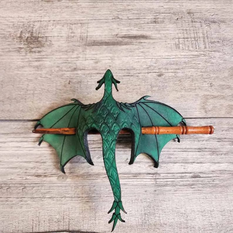 🎁 Medieval Dragon Hair Stick