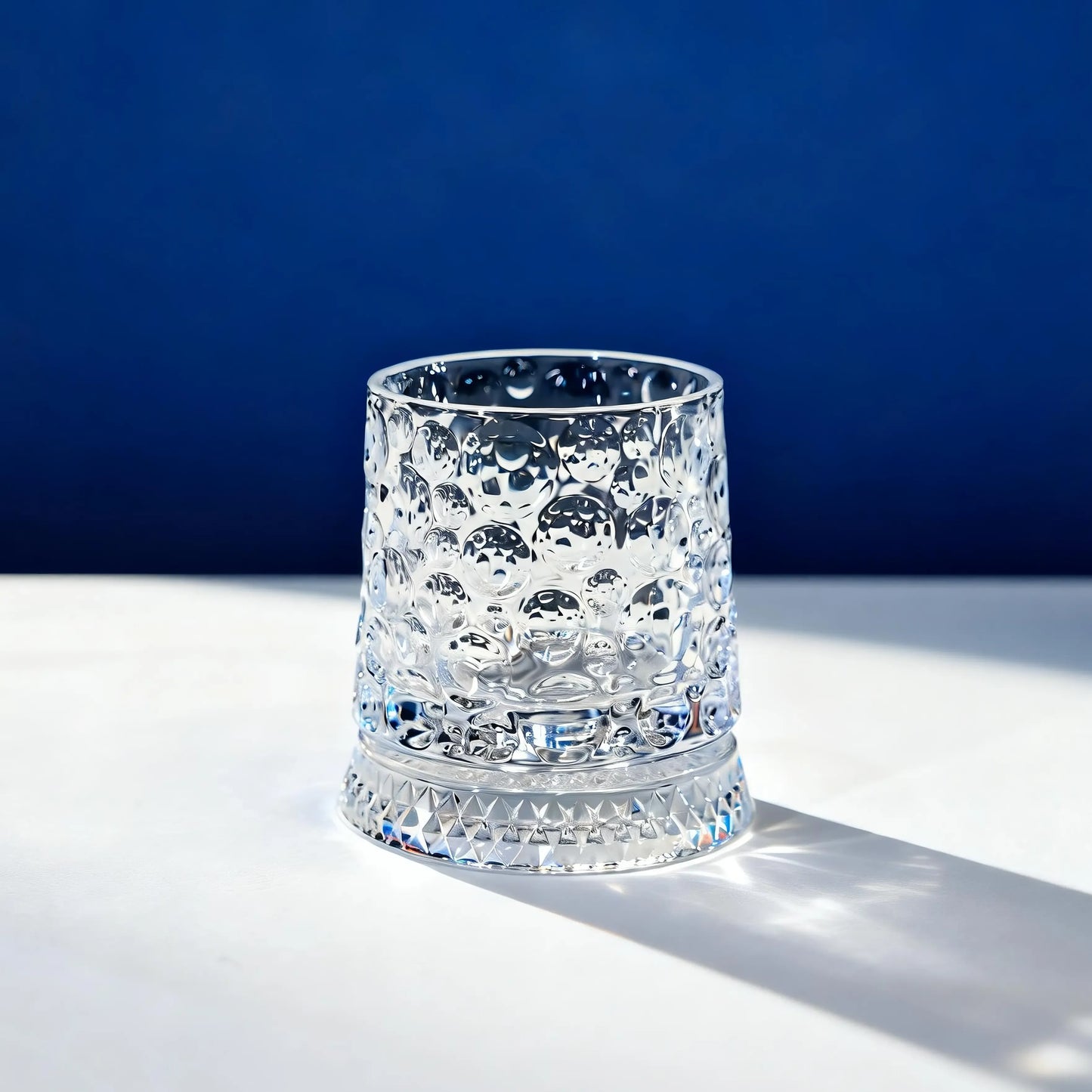 🔥Luxury 360° Spinning Crystal Glass