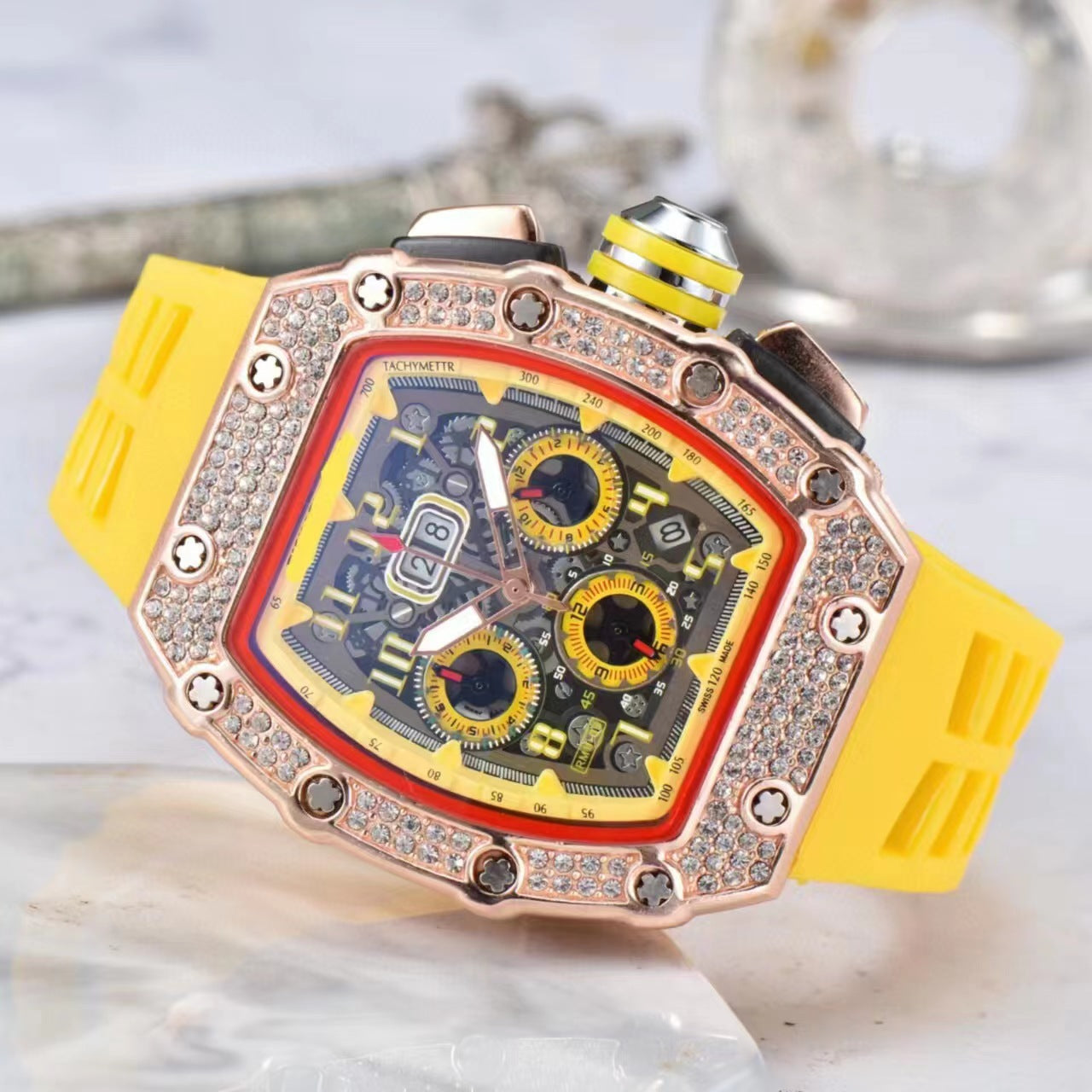 ⏰ Luxury Men's Tonneau-Shaped Watch with Rhinestone Embellishment